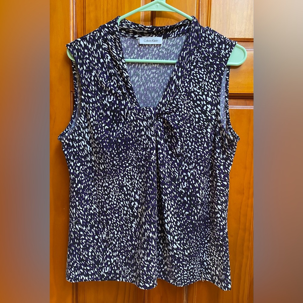 Calvin Klein CK Women's Geometric Twist Knot V-Neck Sleeveless Top L 12-14 - Picture 4 of 15